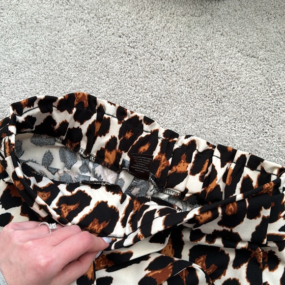 Cheetah Paper Bag Pants - Picture 4 of 8
